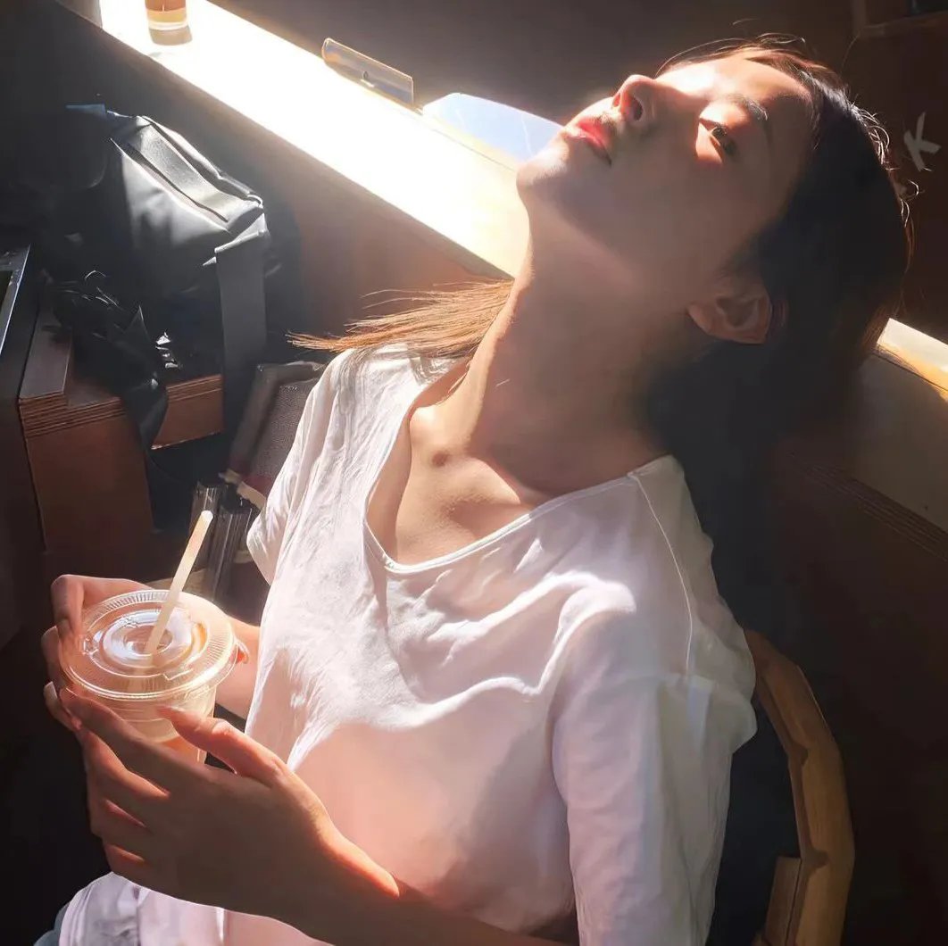雷神奇侠4：爱与雷霆