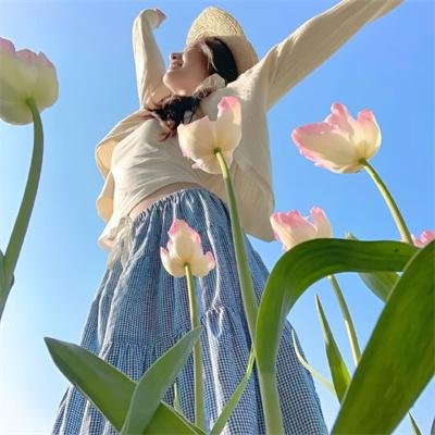 庞妮·塞尔文